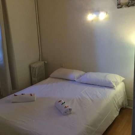 Hotel Restaurant Le 8 Mandelieu Eksteriør bilde